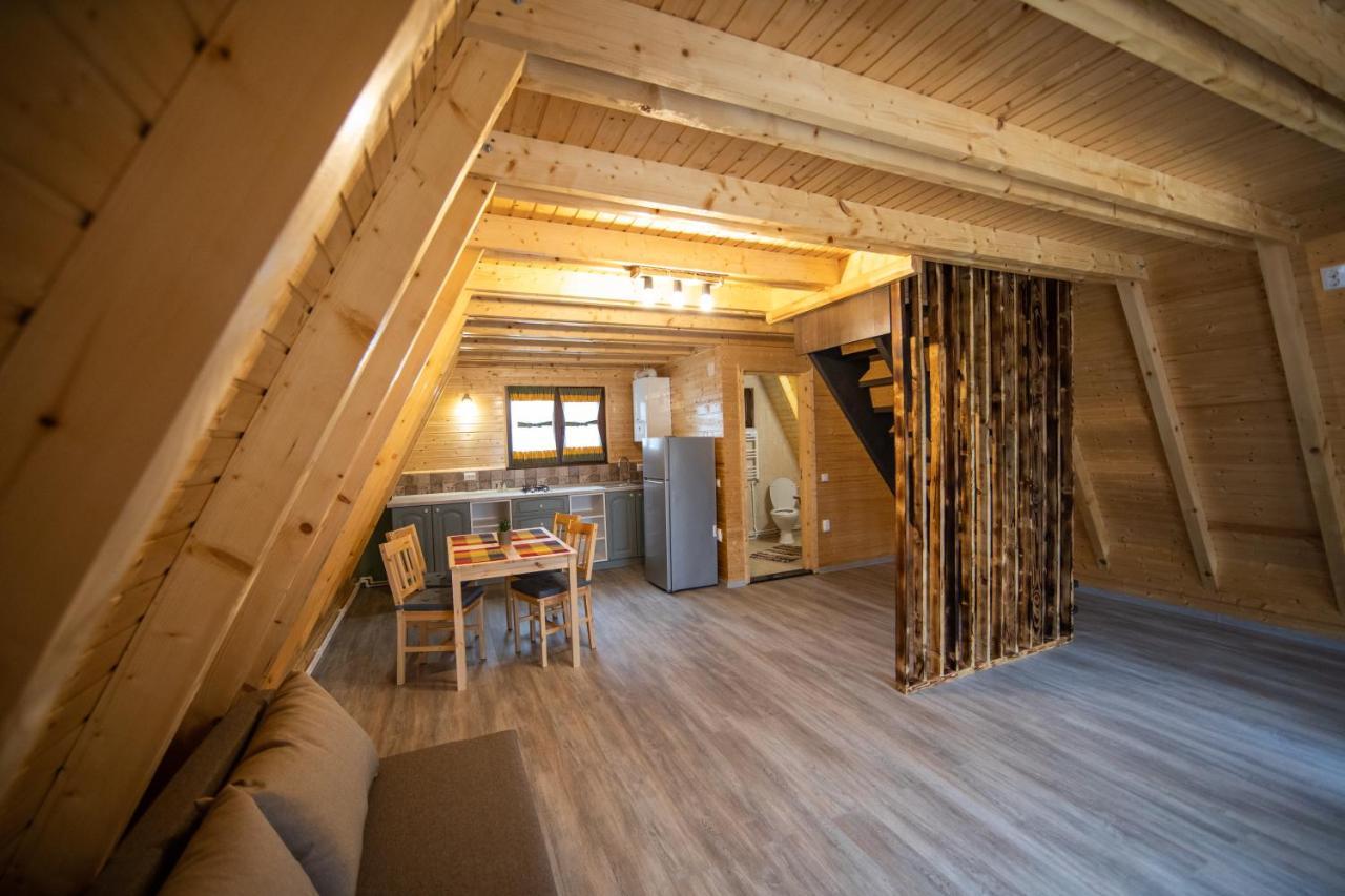 Catunul Din Podei A-Frame Dragoslavele Exterior foto