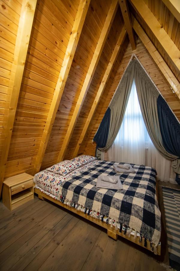 Catunul Din Podei A-Frame Dragoslavele Exterior foto