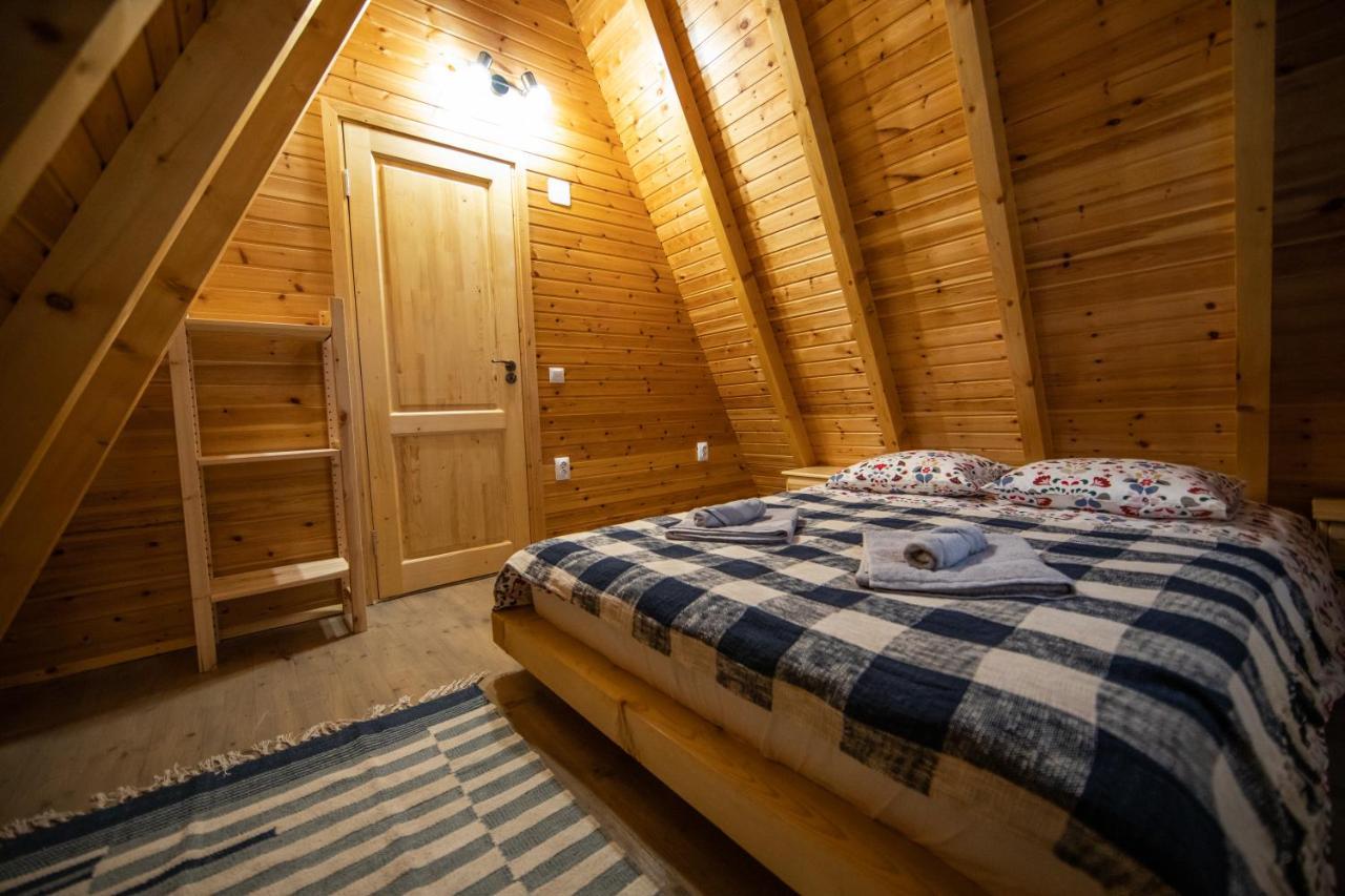 Catunul Din Podei A-Frame Dragoslavele Exterior foto